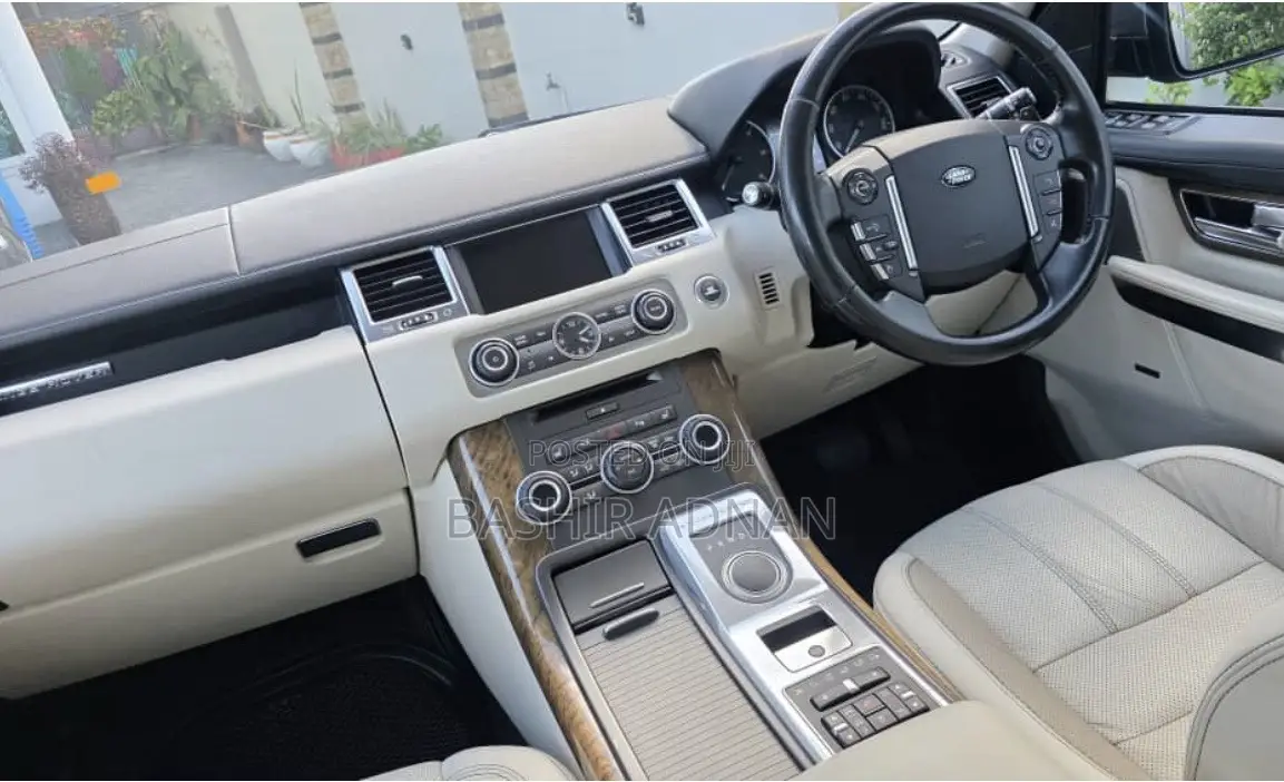 Land Rover Range Rover Sport HSE LUX 2012 Gray