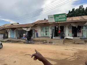 Nauza Eneo .Bei 750 Million Call Ukubwa Sq Meter
