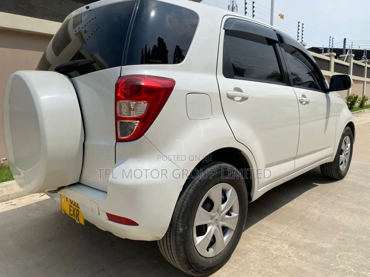 Toyota Rush 2008 White