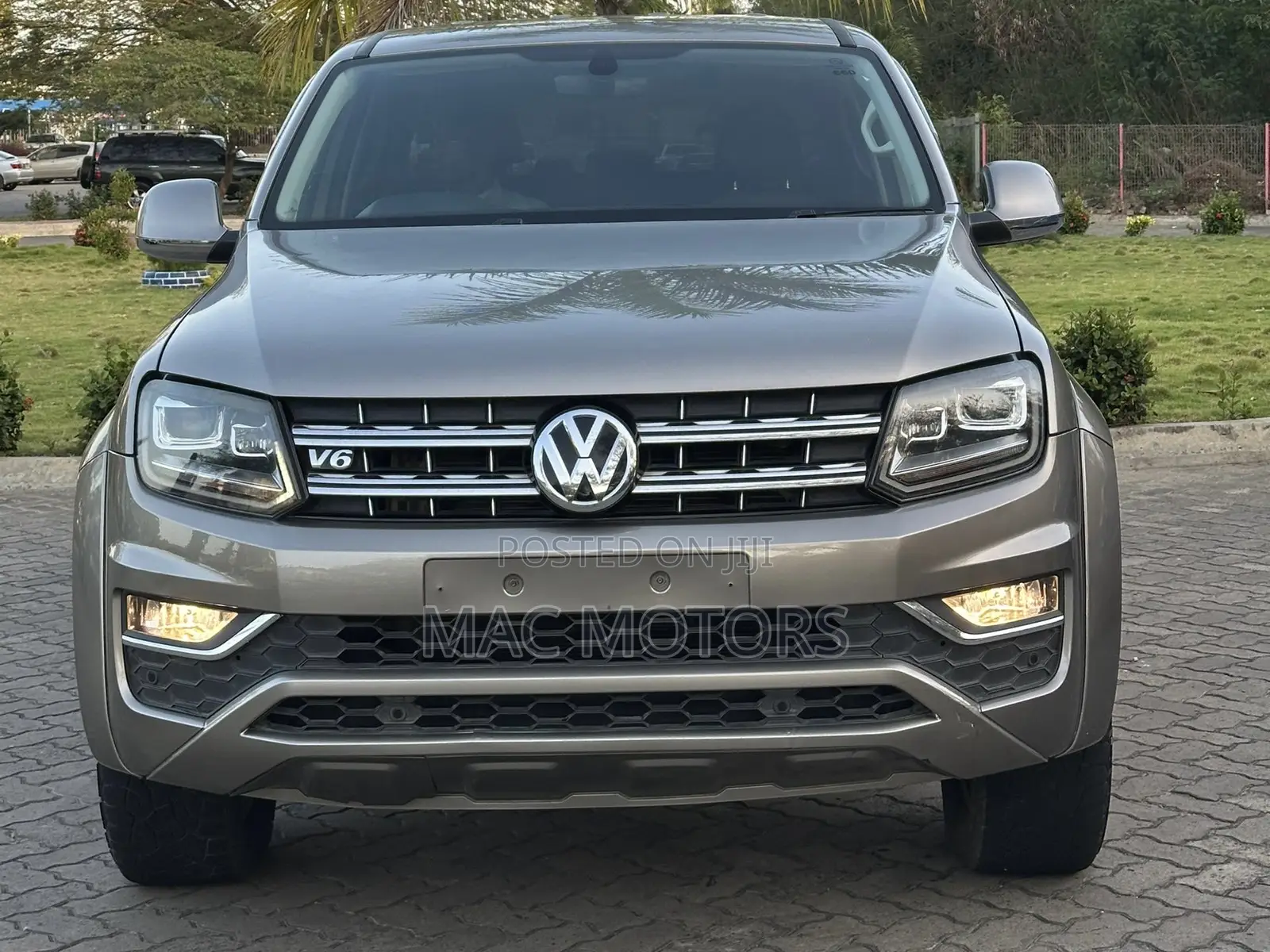Volkswagen Amarok 2020 Gray