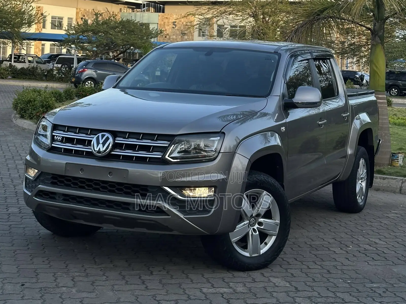 Volkswagen Amarok 2020 Gray