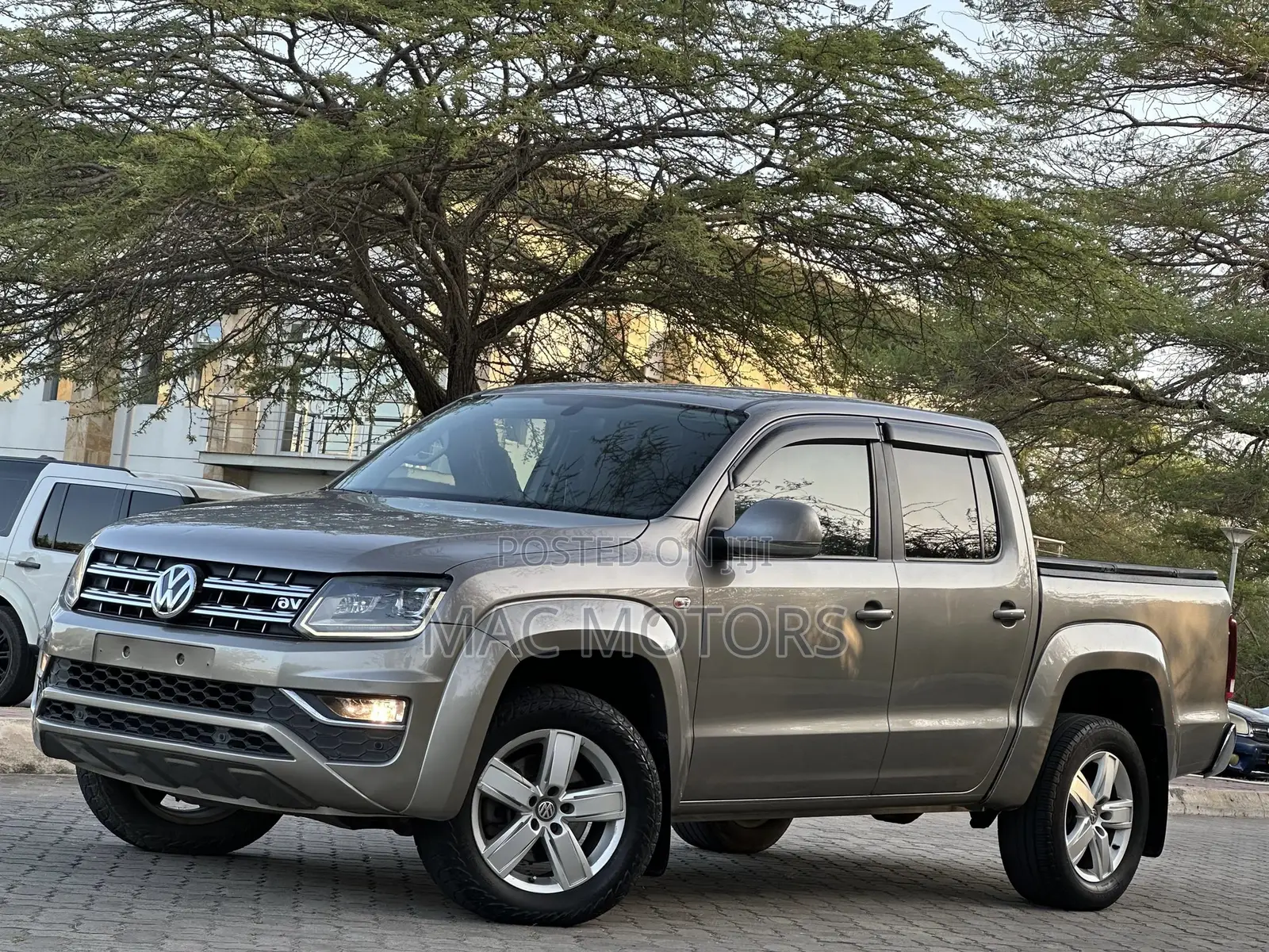 Volkswagen Amarok 2020 Gray