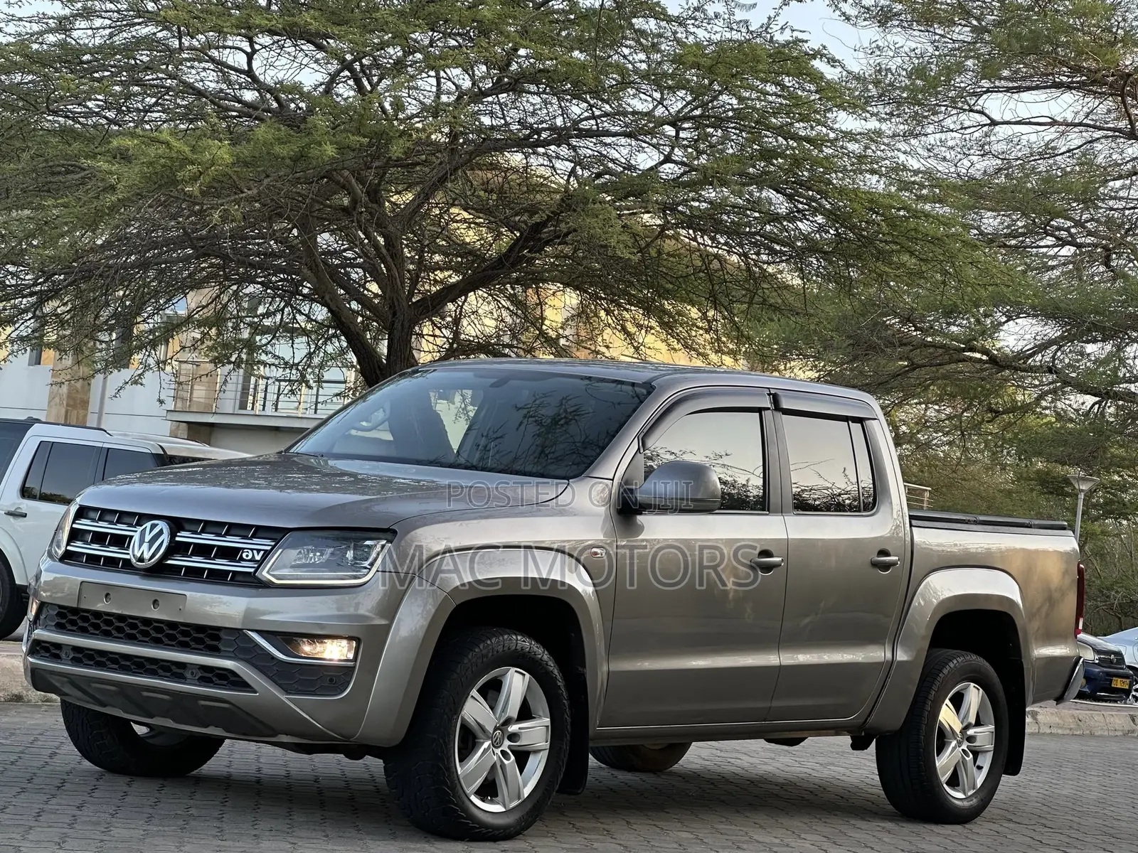Volkswagen Amarok 2020 Gray