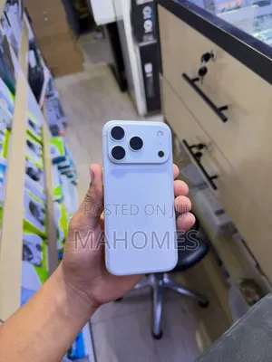 New Apple iPhone 17 Pro Max 256 GB Silver