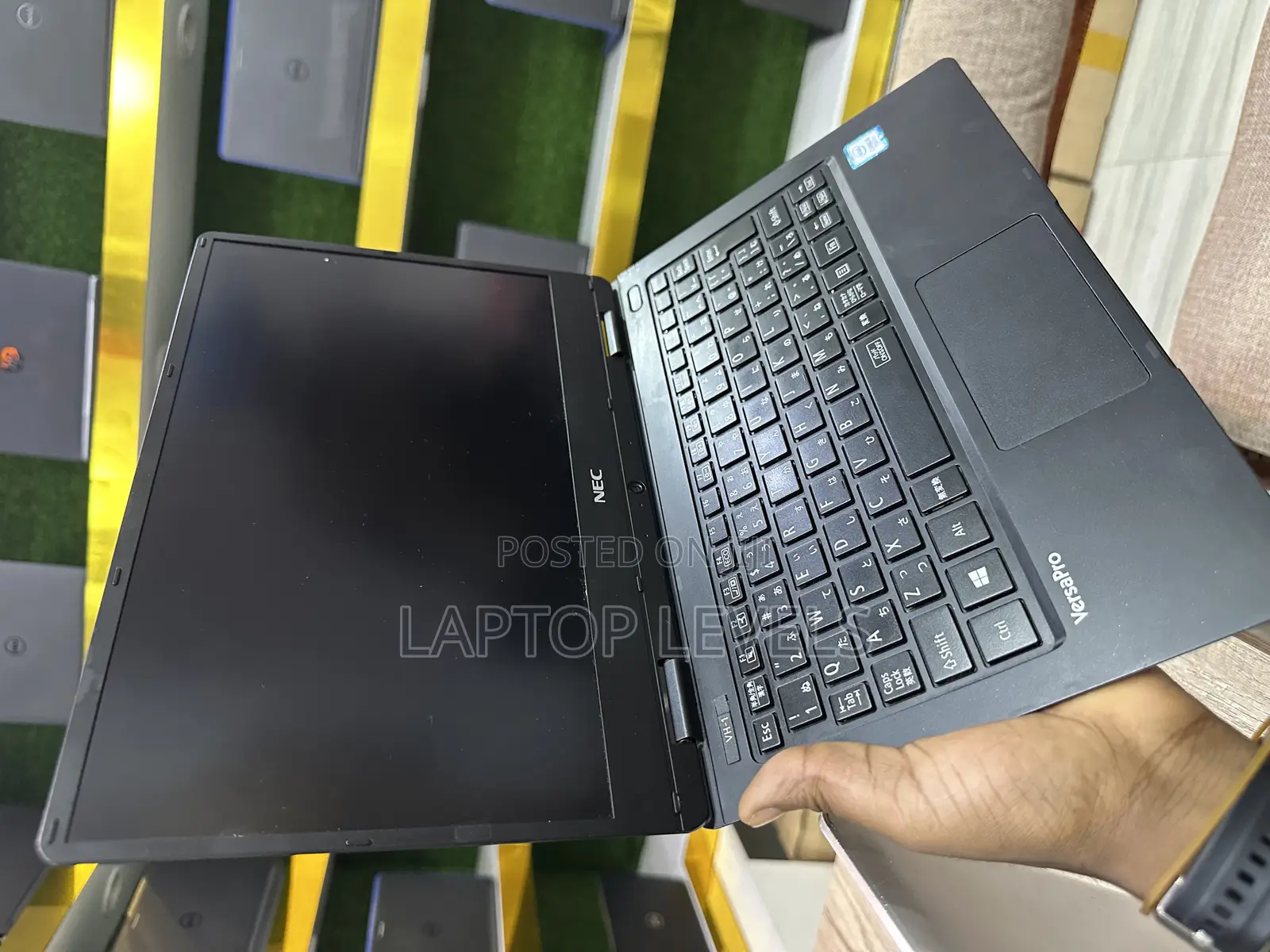 Laptop NEC N22G 4GB Intel Core M3 SSD 128GB