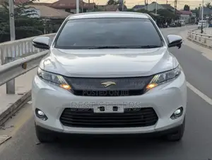 Toyota Harrier Hybrid Premium 2014 White