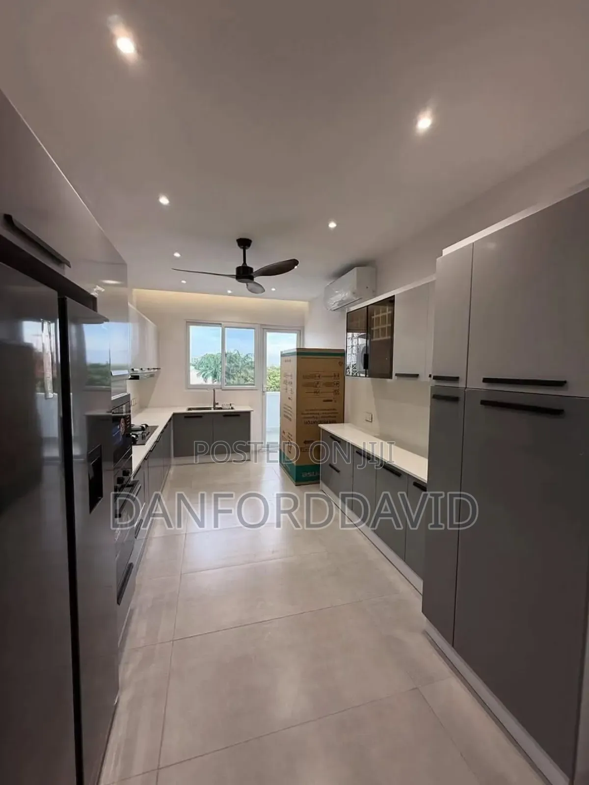 Furnished 3bdrm Bedsitter in Kahwa Real Estate, Masaki for rent