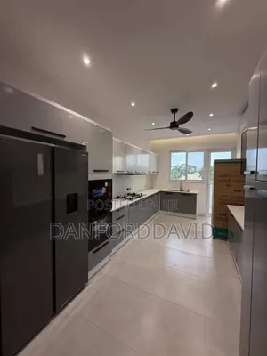 Furnished 3bdrm Bedsitter in Kahwa Real Estate, Masaki for rent