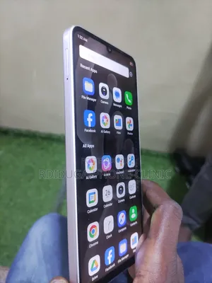 Itel A100 128 GB Silver