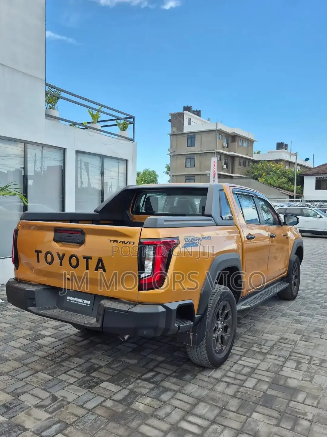 New Toyota Hilux 2025 Gold