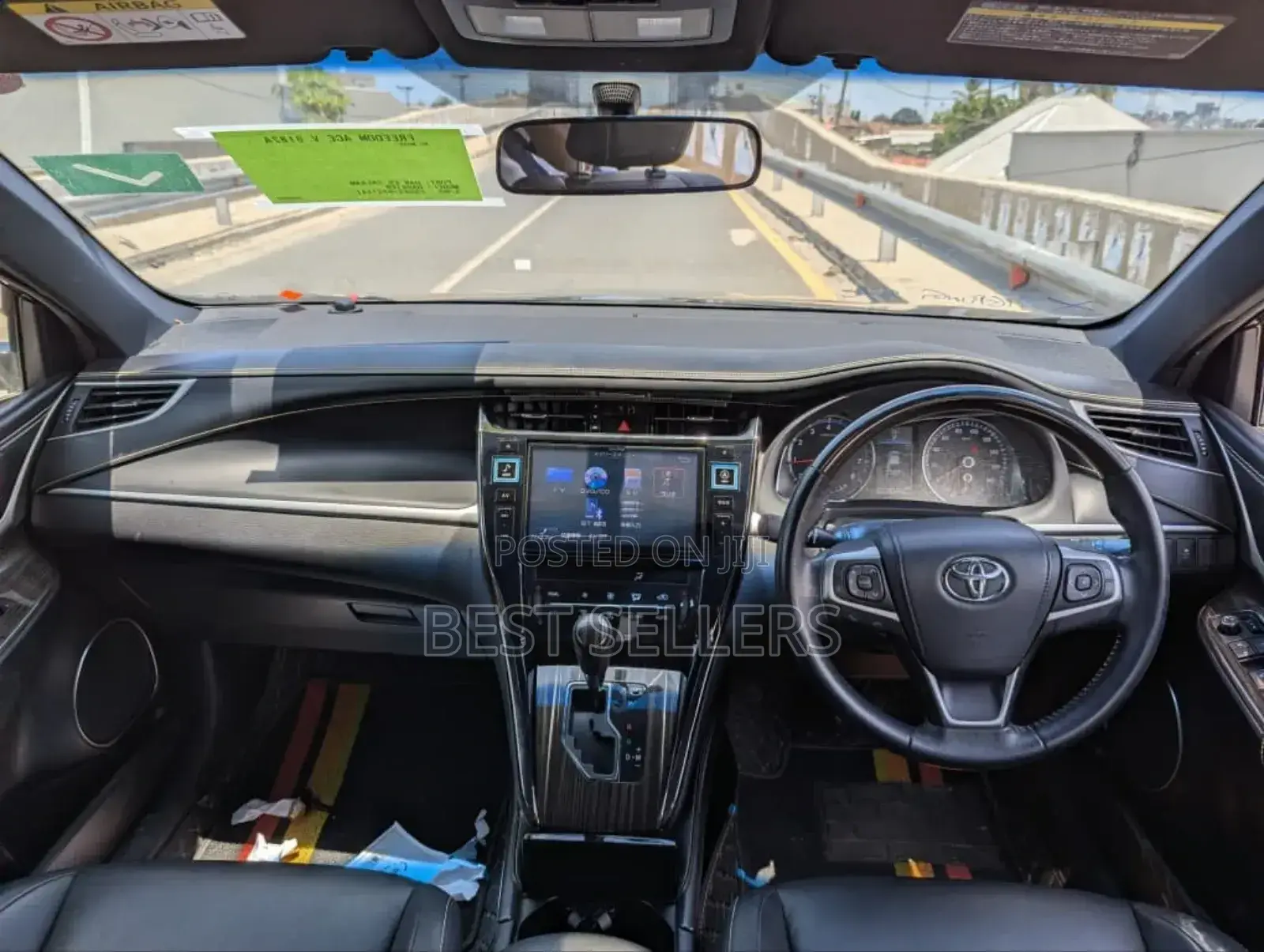 Toyota Harrier Hybrid Premium 2014 Black