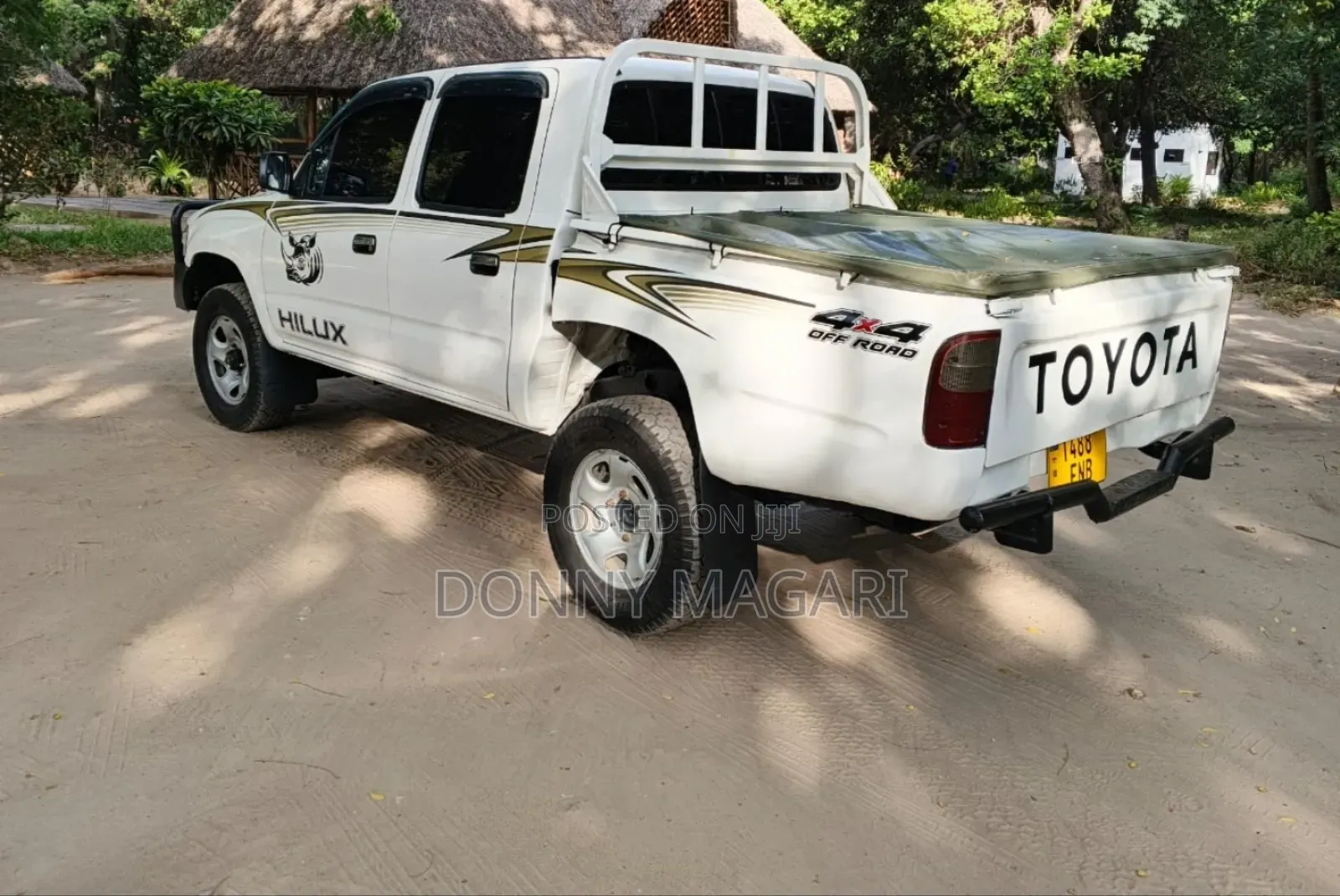 Toyota Hilux 2.5 Cab 2005 White