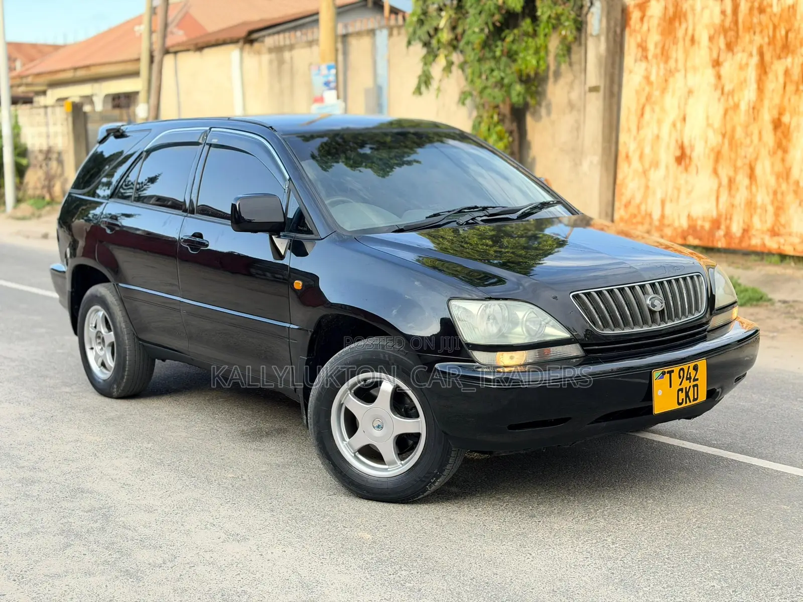 Toyota Harrier 2005 Black