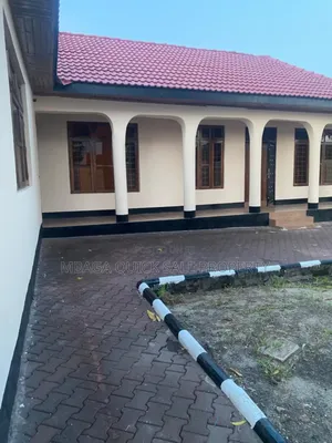 3bdrm House in Kijitonyama for sale
