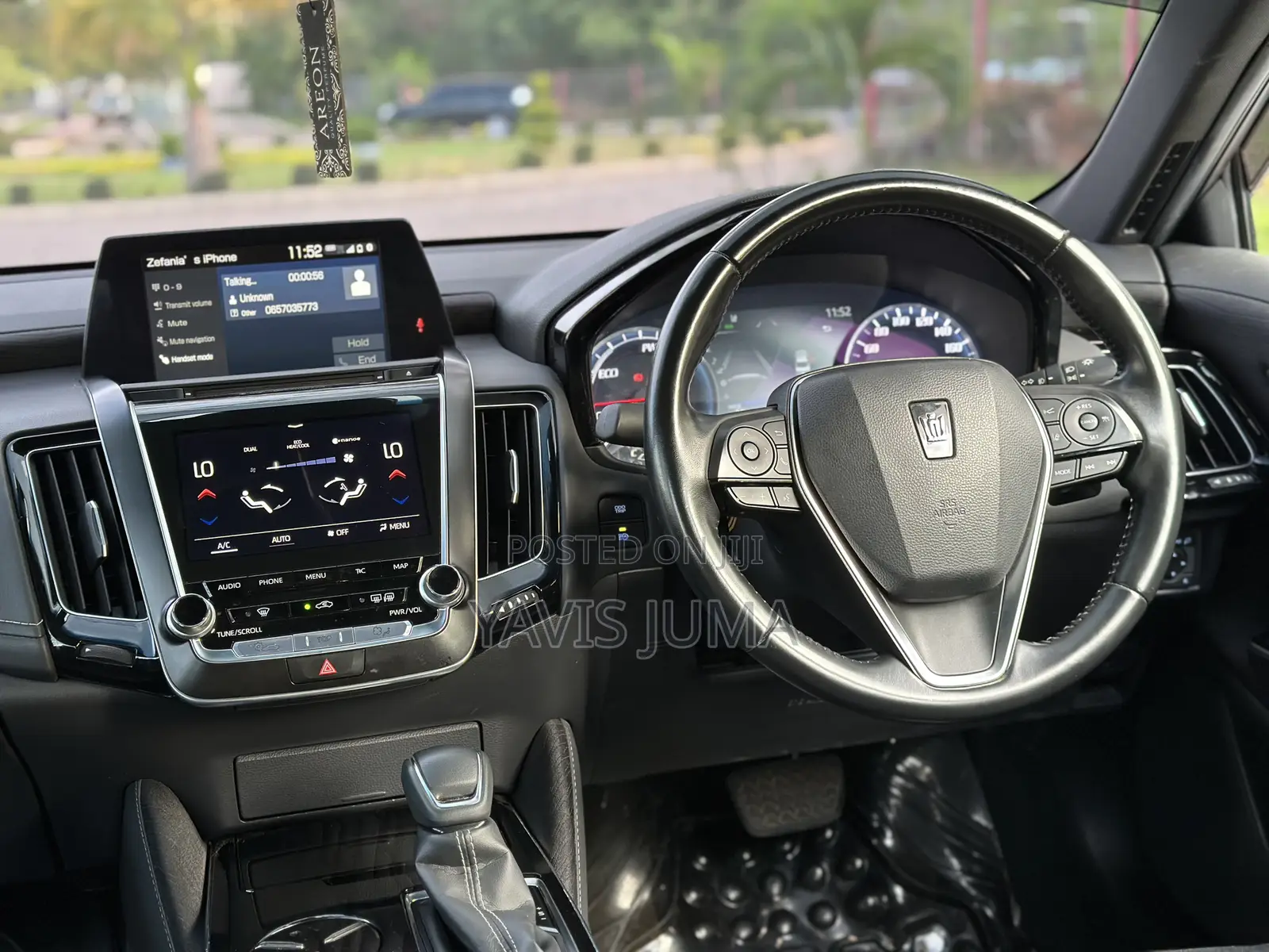 Toyota Crown 2019 White