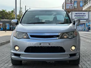 Mitsubishi Outlander 2011 Silver