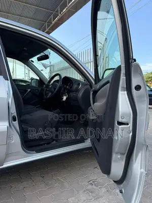 Toyota RAV4 1.8 2004 Silver