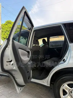 Toyota RAV4 1.8 2004 Silver