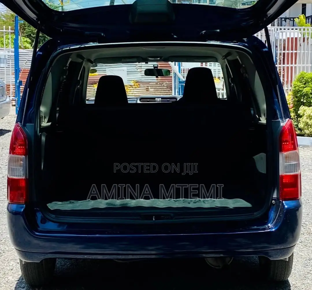 Toyota Probox 2016 Blue