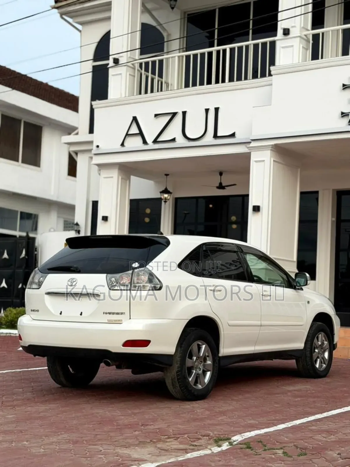 Toyota Harrier 2005 White