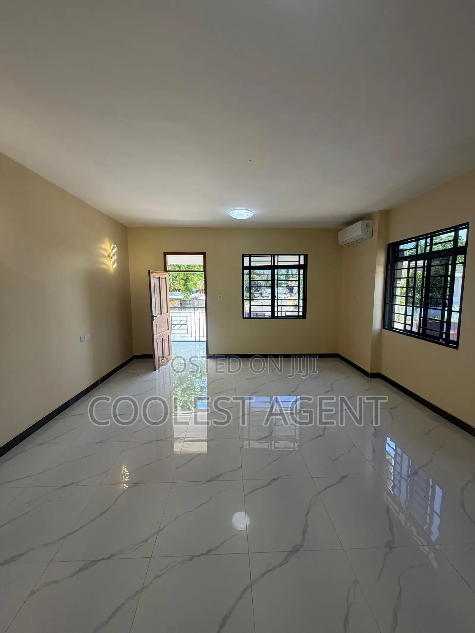7bdrm Duplex in Coolest Estate, Oyster Bay for rent