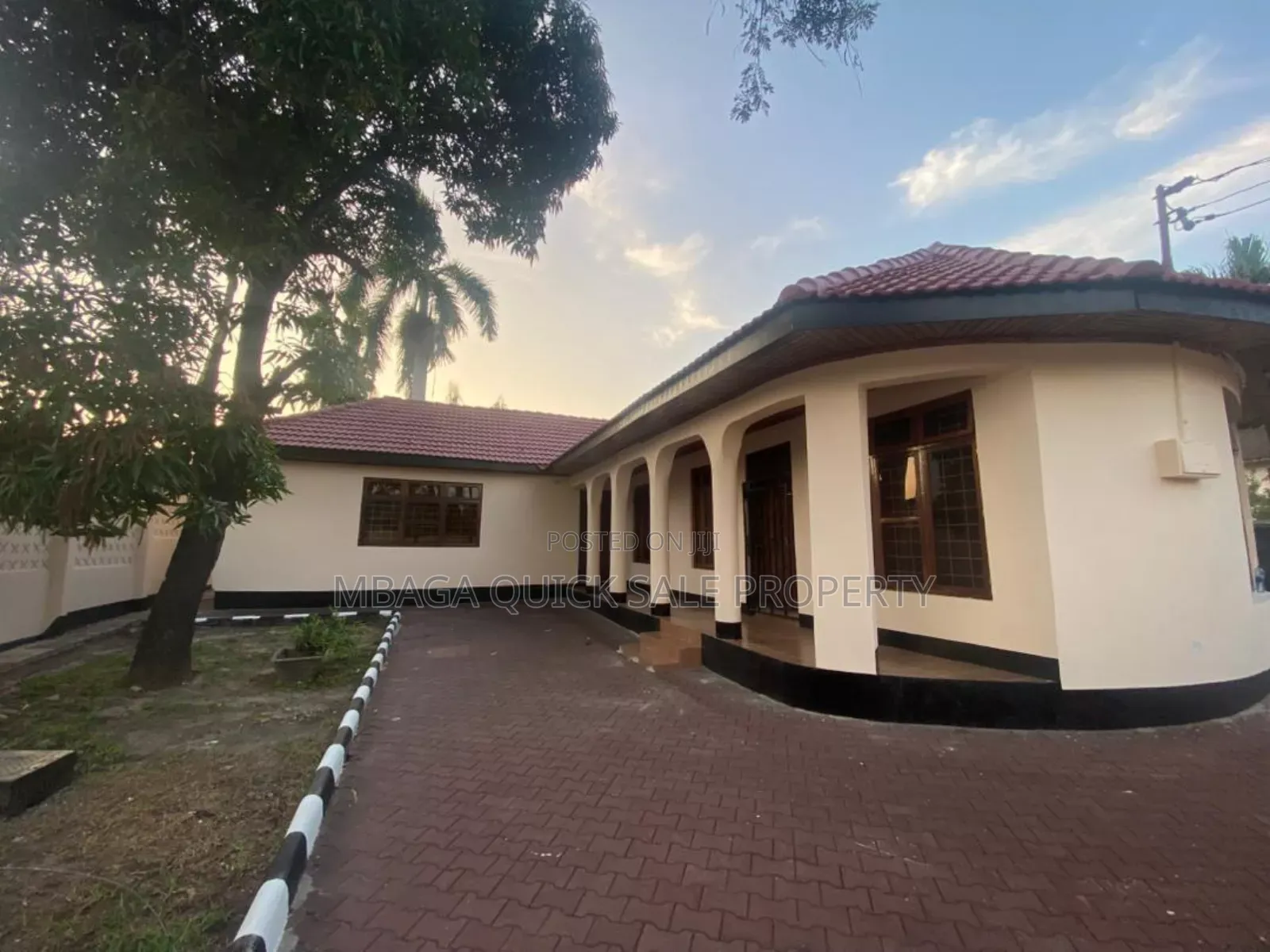 3bdrm House in Kijitonyama for sale