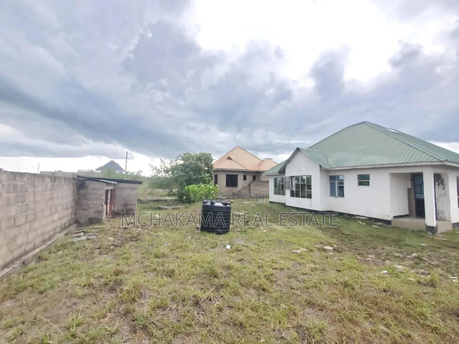 3bdrm House in Mchakama Real Estate, Maili Mmoja for sale