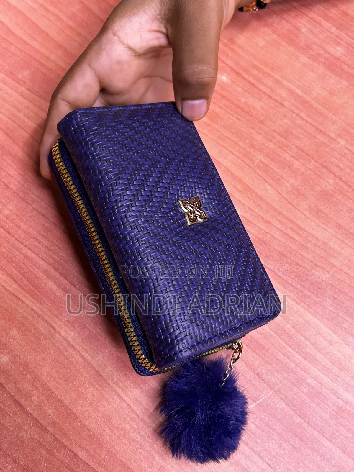 Pochi Ya Kike Classy Woven Wallet