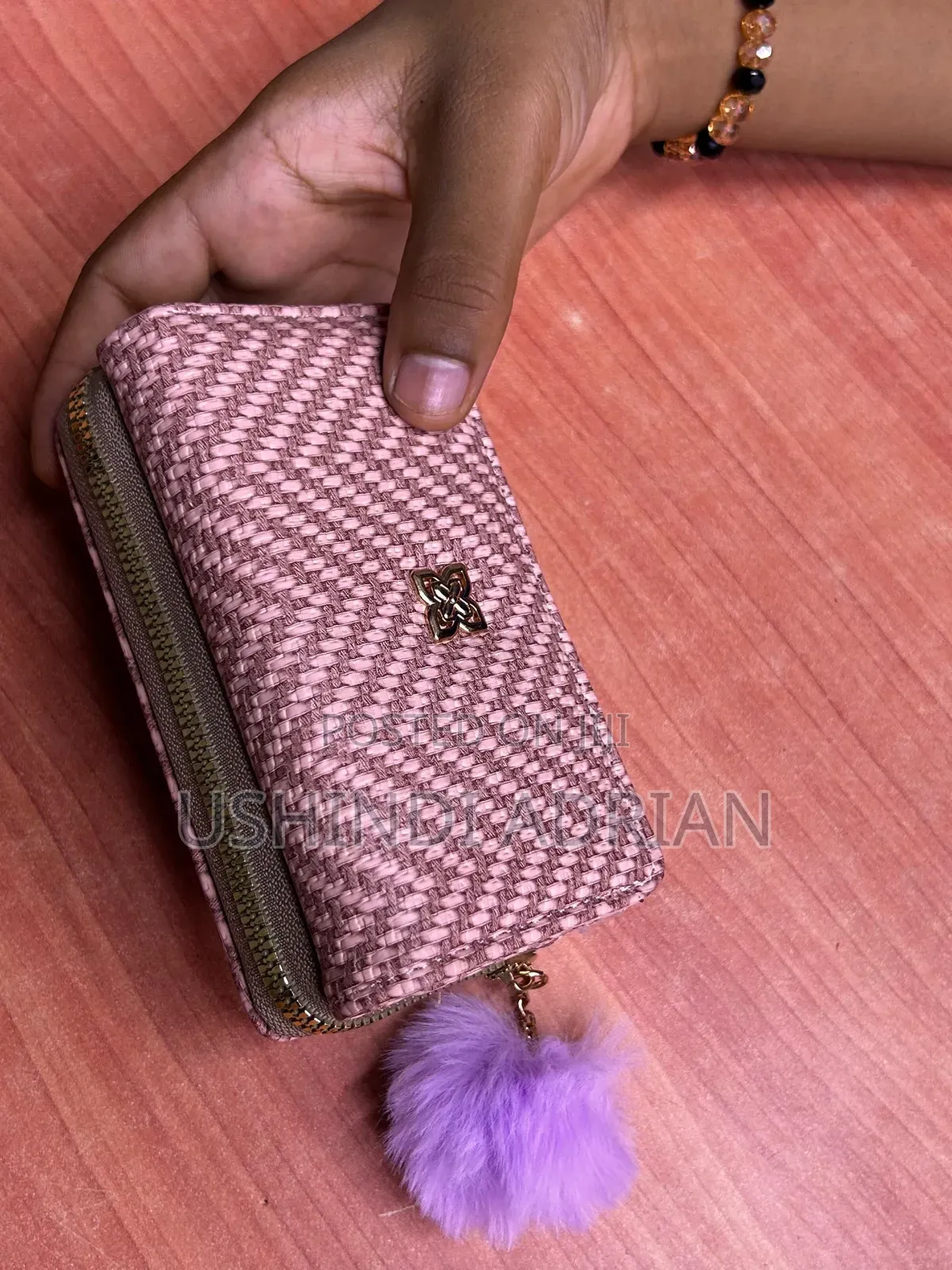 Pochi Ya Kike Classy Woven Wallet