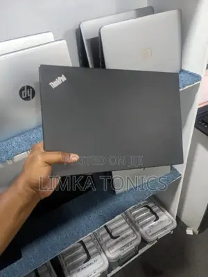 New Laptop Lenovo ThinkPad X280 8GB Intel Core i5 SSD 256GB