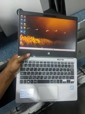 New Laptop HP EliteBook Folio G1 8GB Intel Core i5 SSD 256GB