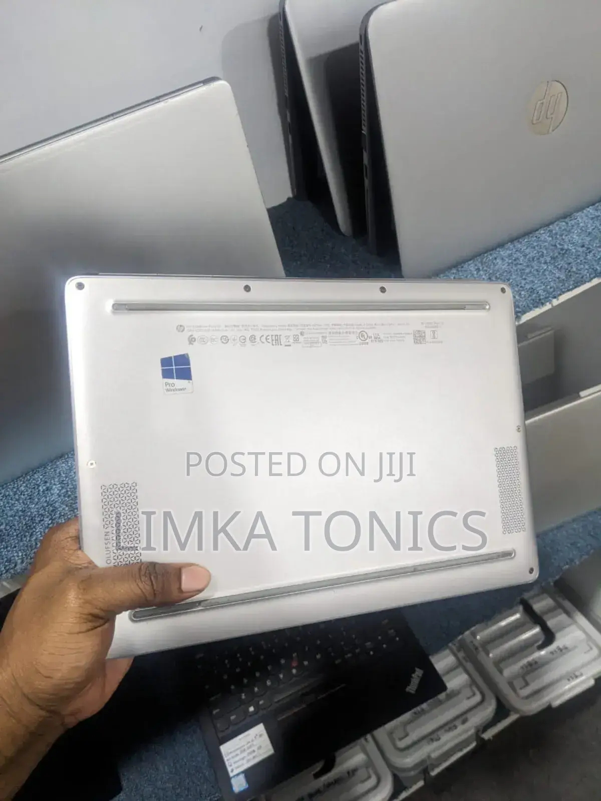 New Laptop HP EliteBook Folio G1 8GB Intel Core i5 SSD 256GB