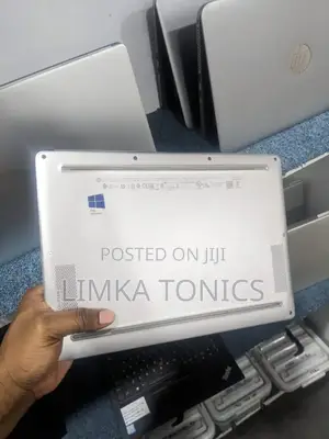 New Laptop HP EliteBook Folio G1 8GB Intel Core i5 SSD 256GB
