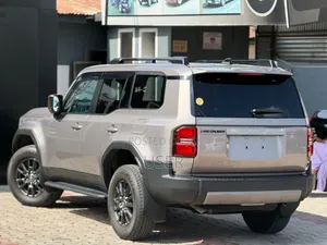 Toyota Land Cruiser Prado 2024 Gray