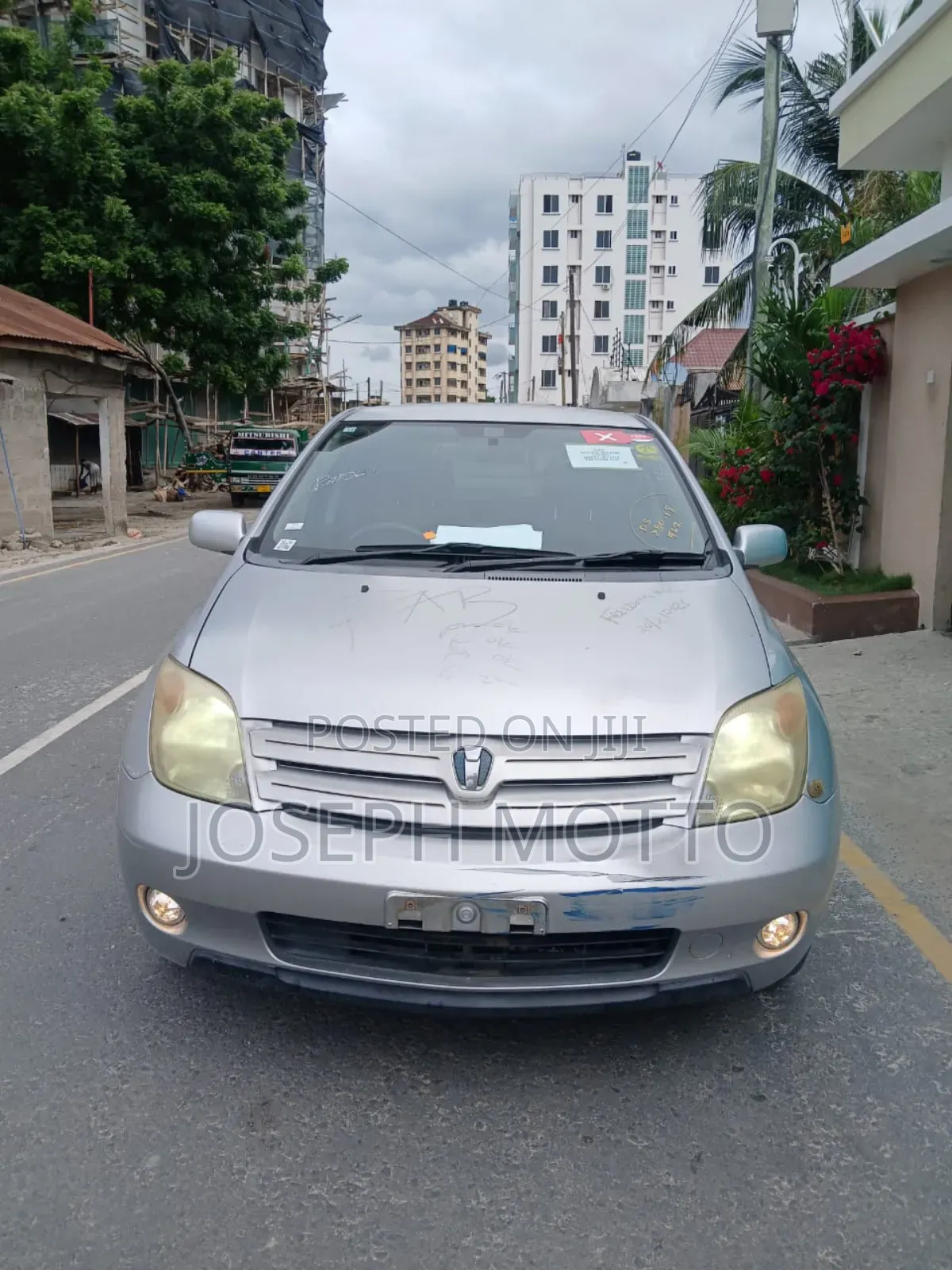 Toyota IST 2005 Silver