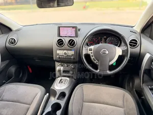 Nissan Dualis 2010 Silver