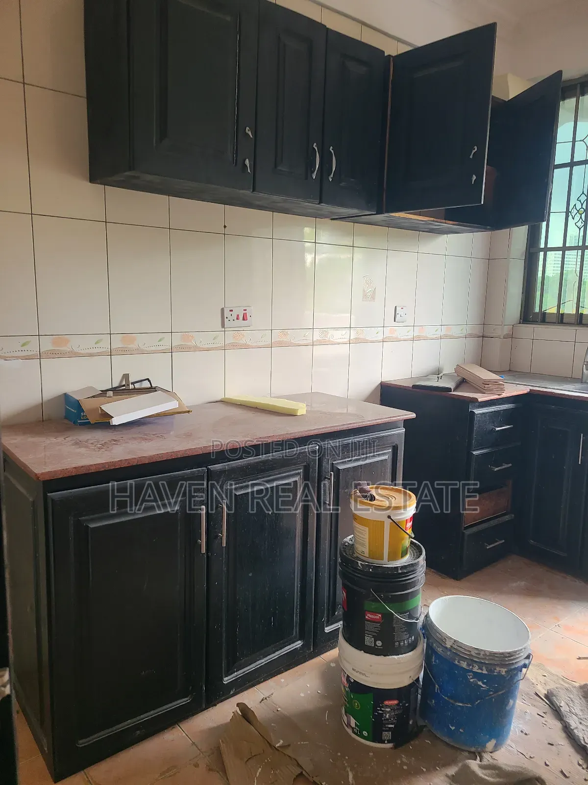 3bdrm Apartment in Kariakoo for rent