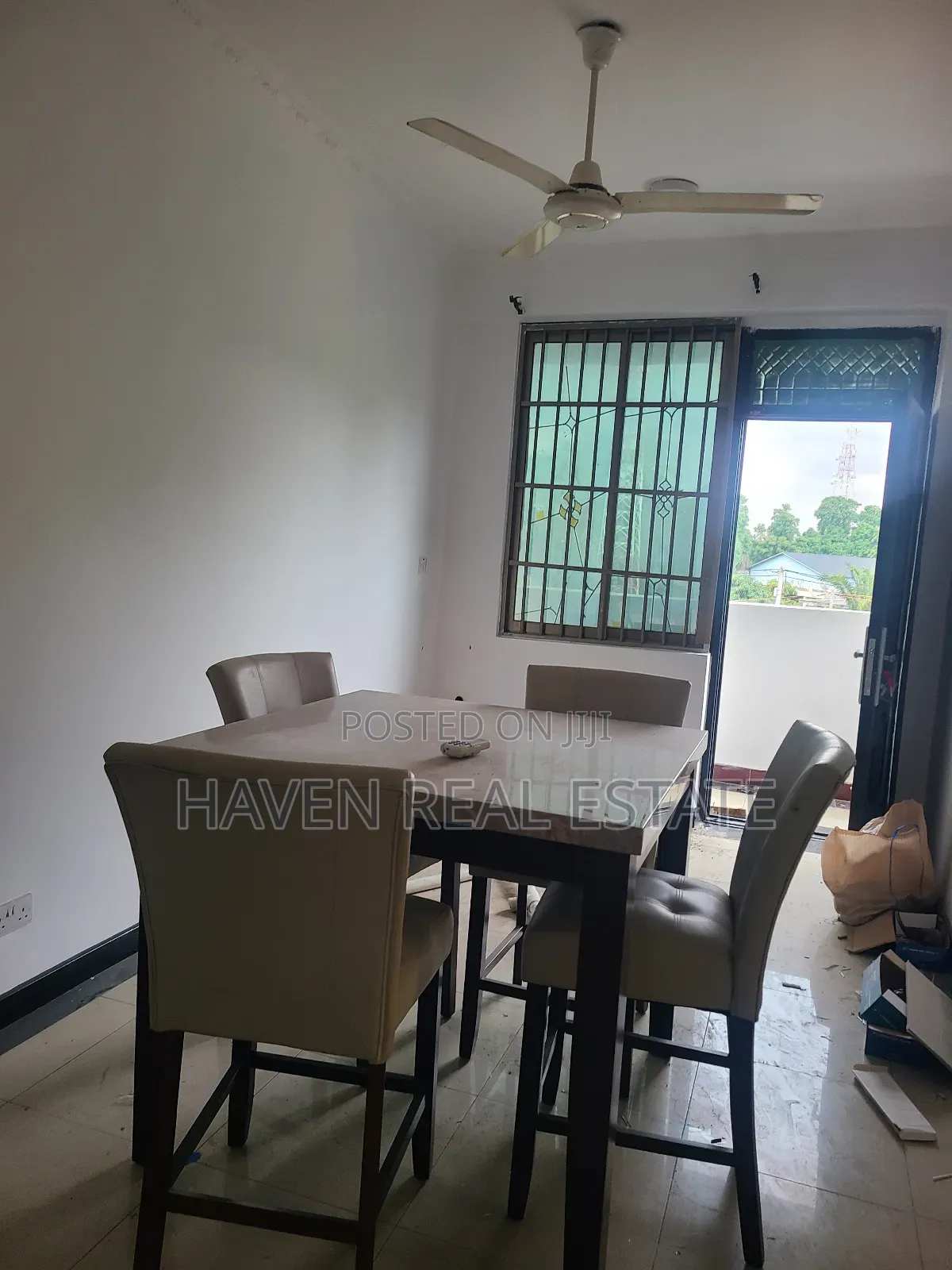 3bdrm Apartment in Kariakoo for rent