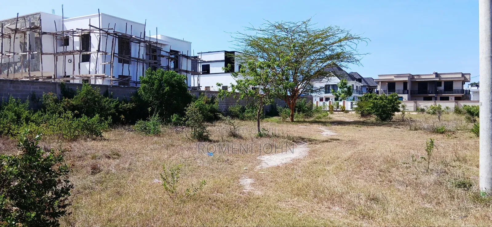 Eneo Sqmita 2216 Linauzwa Sqmita 1 Lk Mbweni.