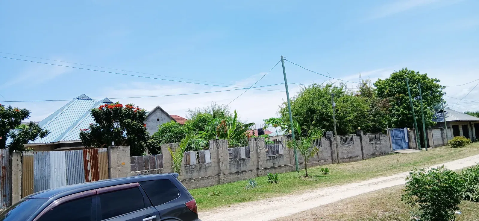 Eneo Sqmita 2216 Linauzwa Sqmita 1 Lk Mbweni.