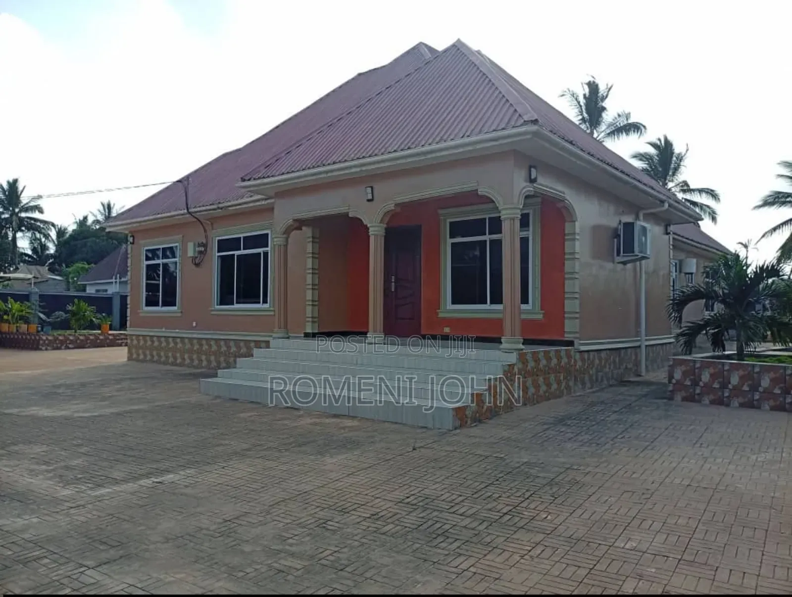 5bdrm House in Tanzania Daresalaam, Ilala for sale