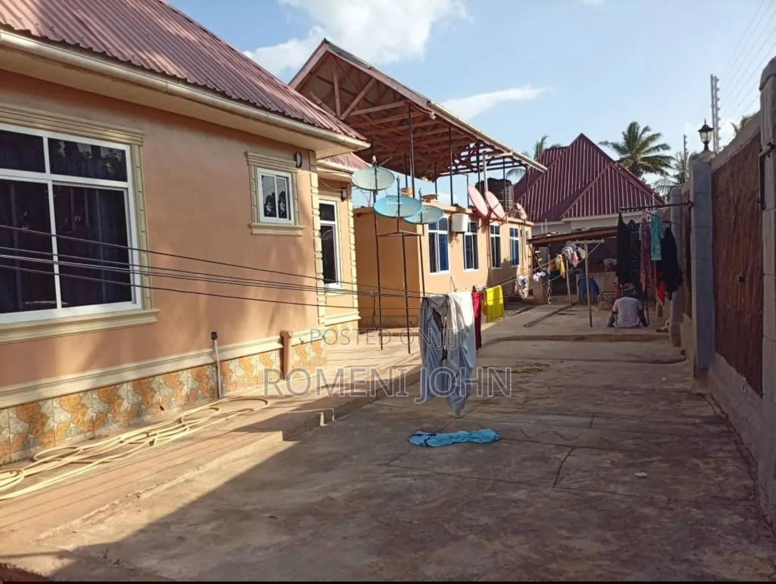 5bdrm House in Tanzania Daresalaam, Ilala for sale
