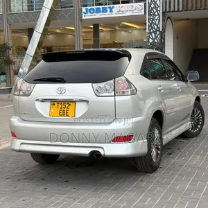 Toyota Harrier 2004 Silver