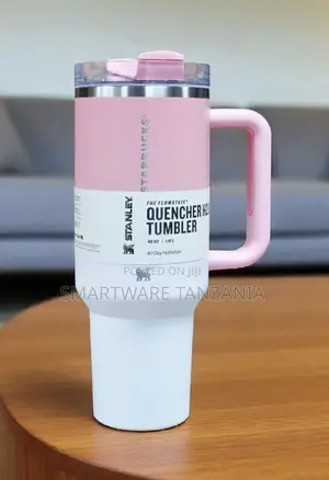Stanley X Starbucks Quencher H2.0 40oz Pink White Two-tone Tumbler