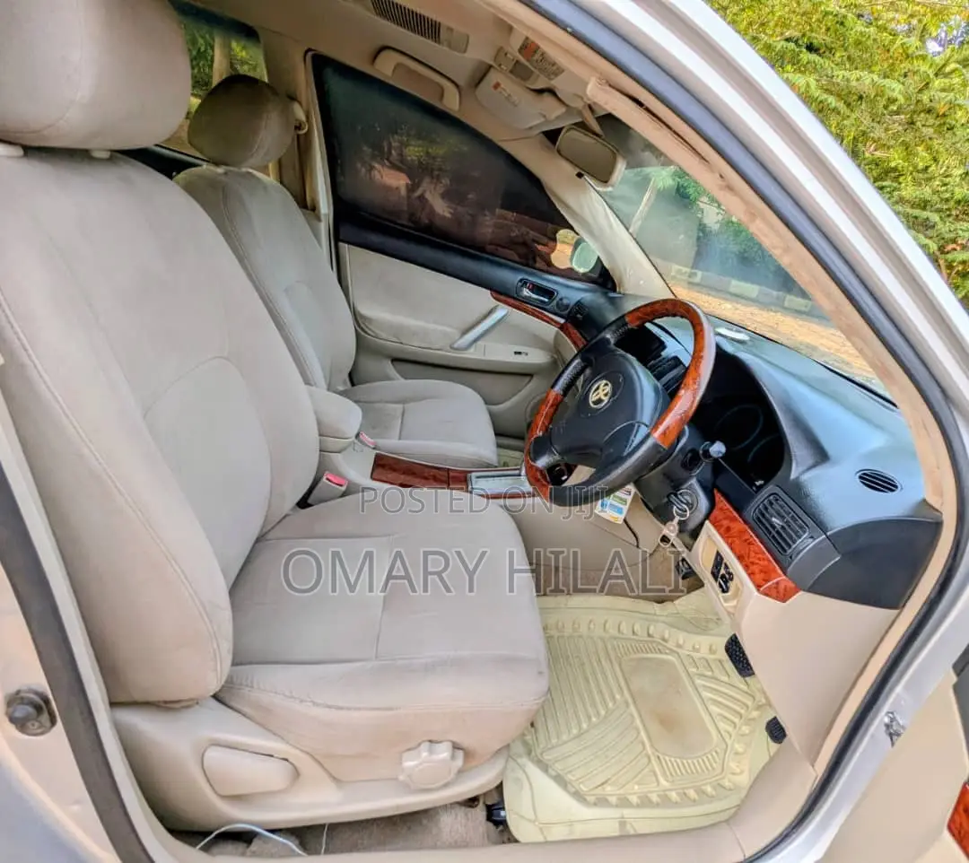 Toyota Premio 2005 Silver