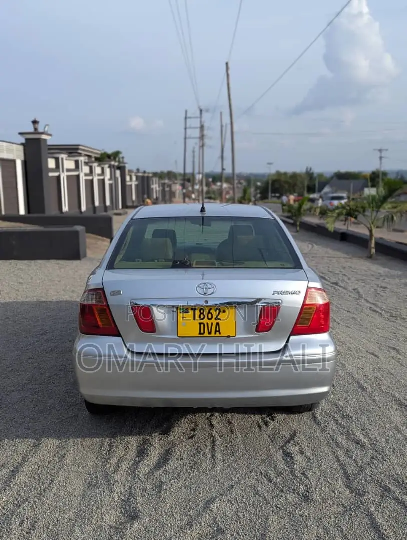 Toyota Premio 2005 Silver