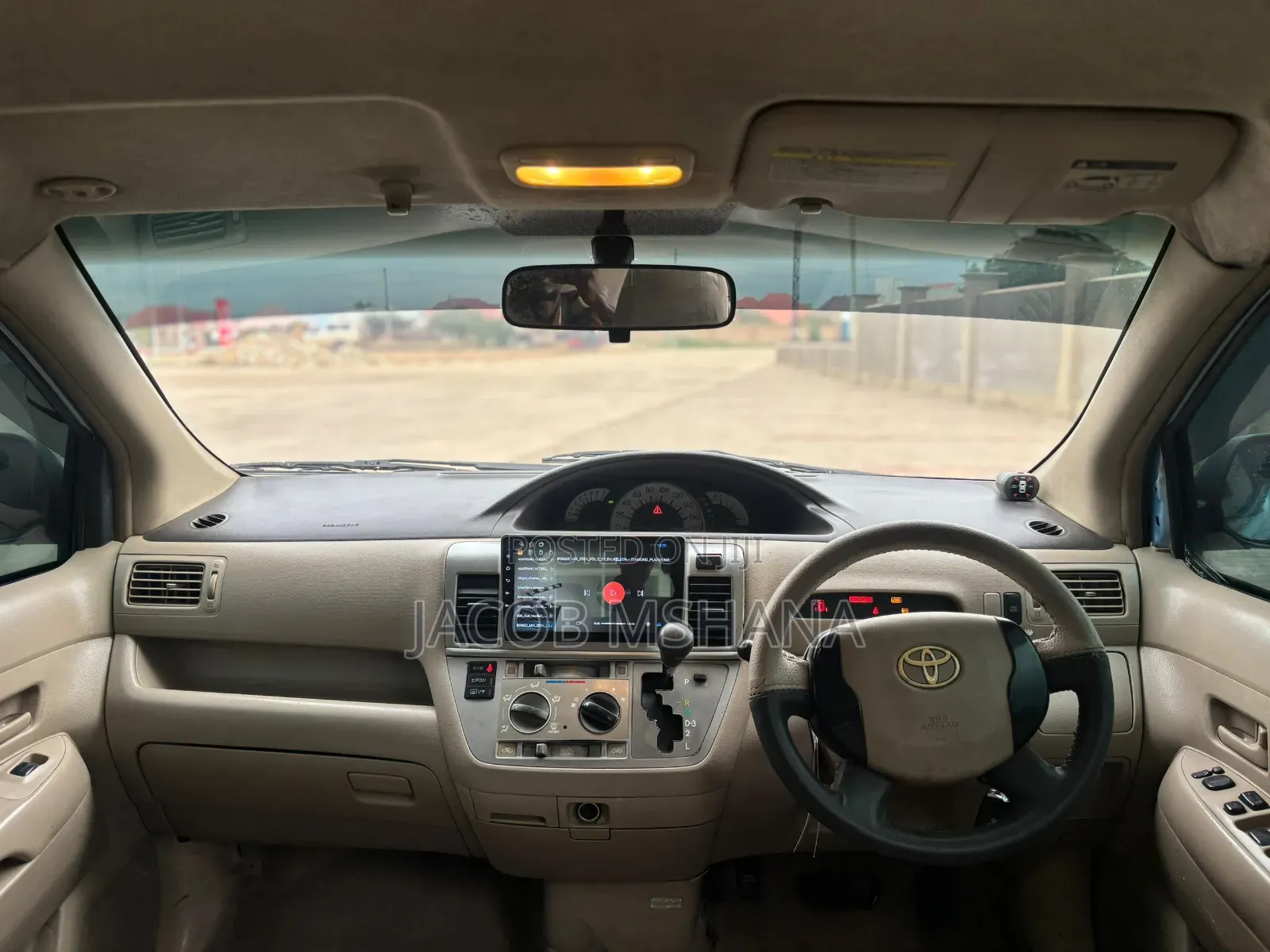 Toyota Raum 2006 Beige