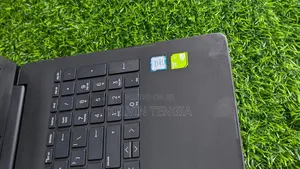 Laptop HP 250 G8 8GB Intel Core i5 HDD+SSD 500GB