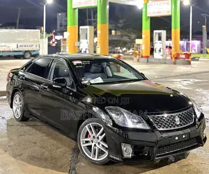 Toyota Crown 2010 Matt Black
