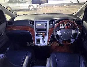Toyota Alphard 2010 White